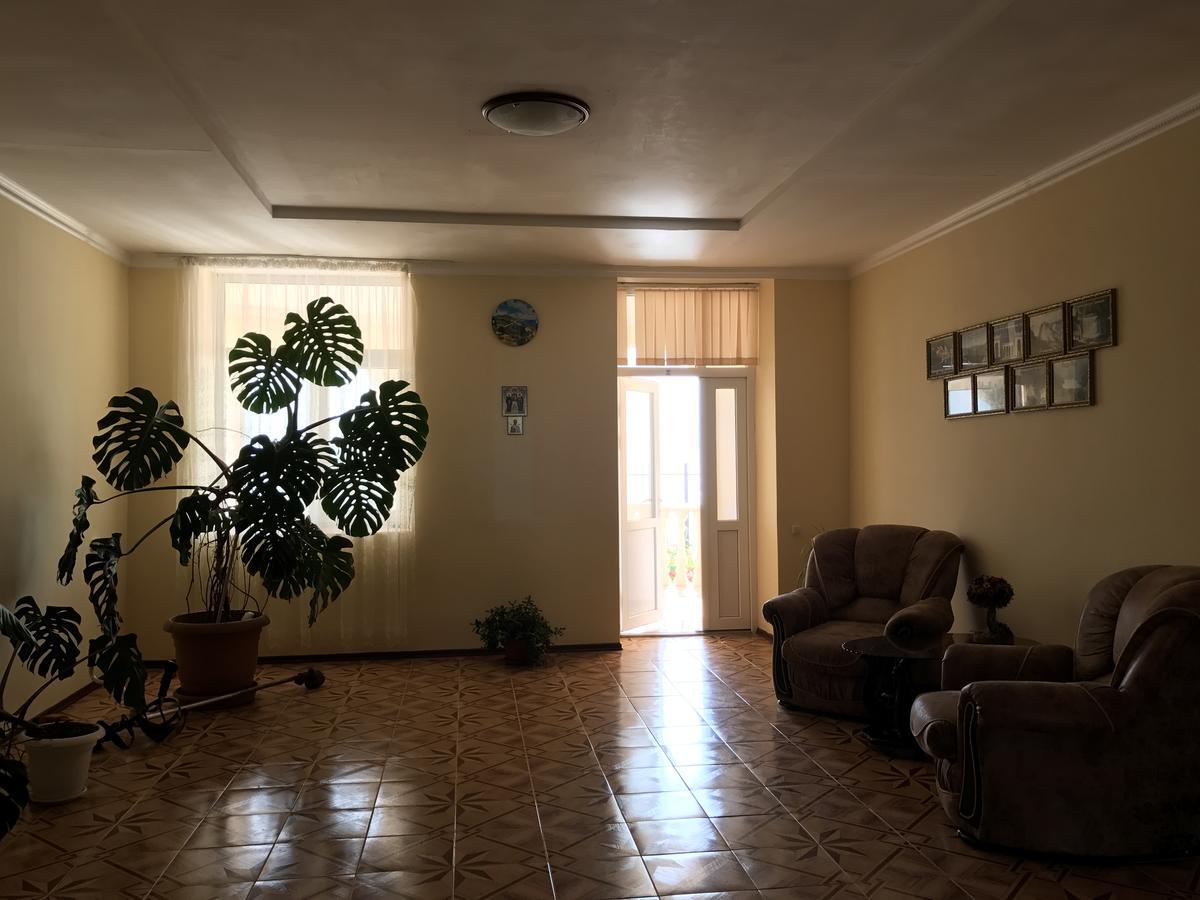Hotel Davel Gagry Zewnętrze zdjęcie
